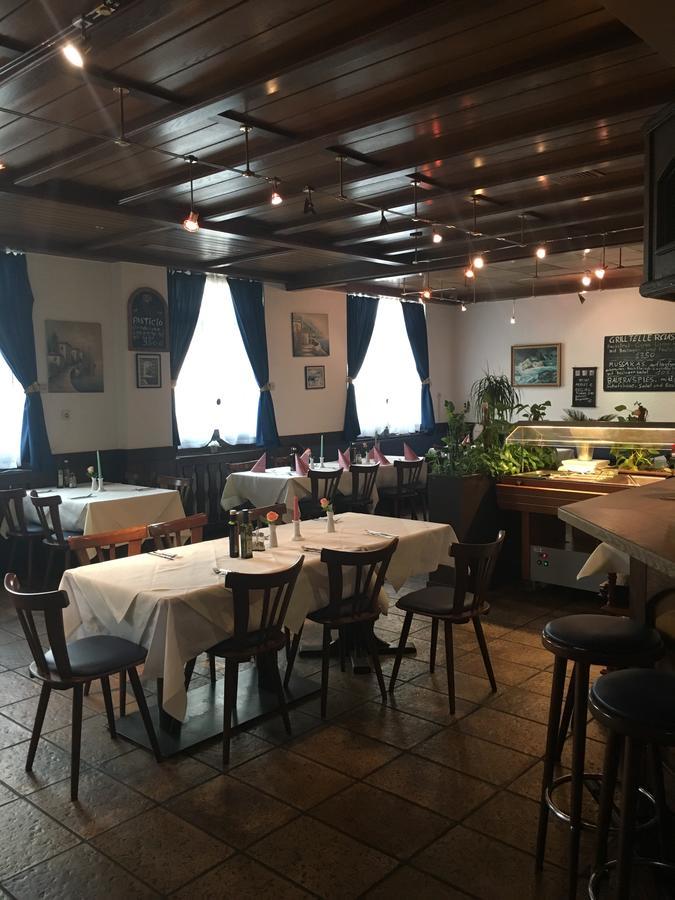 Zum Lowen Hotel Weiterstadt Eksteriør billede